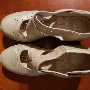 Fly London Cream shoe